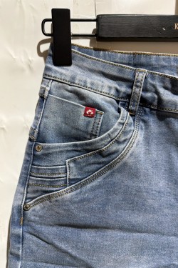 KCM2915-JEAN