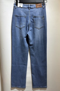 NKM672-JEAN
