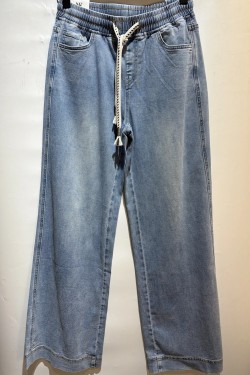 NKM715-JEAN
