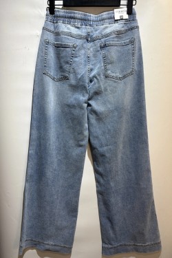 NKM715-JEAN