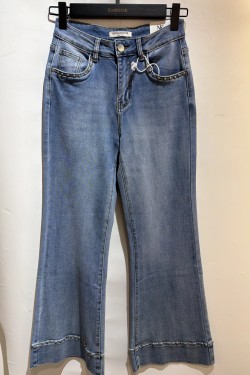 NKM670-JEAN