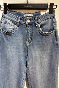 NKM670-JEAN
