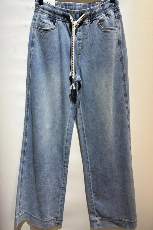 NKM715-JEAN
