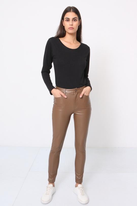 Y8305-BRUN