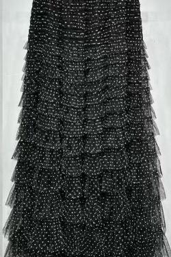 J12820-NOIR