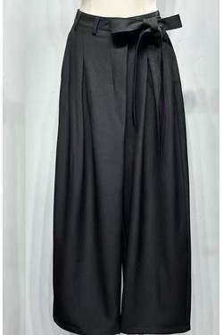 P12853-NOIR