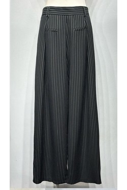 P13579-NOIR