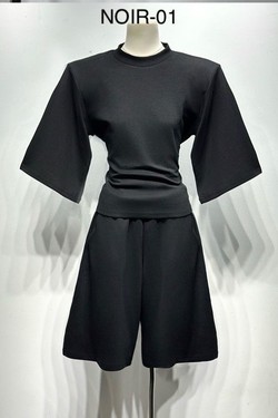 EC15869-NOIR