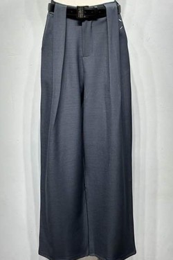 P13192-NOIR