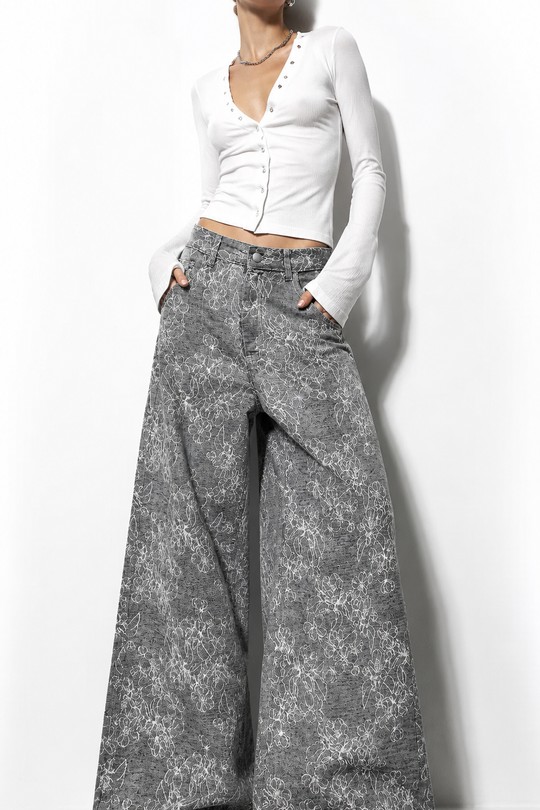 P13060-GRIS