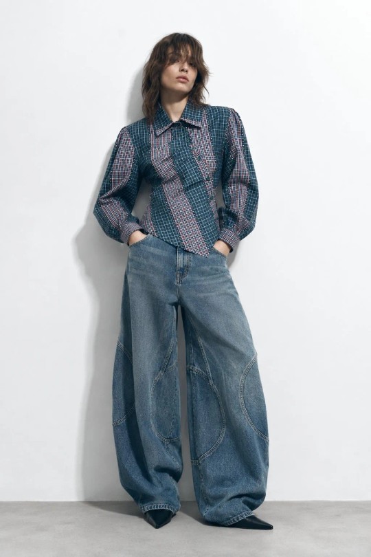 H15677-BLEU ROI