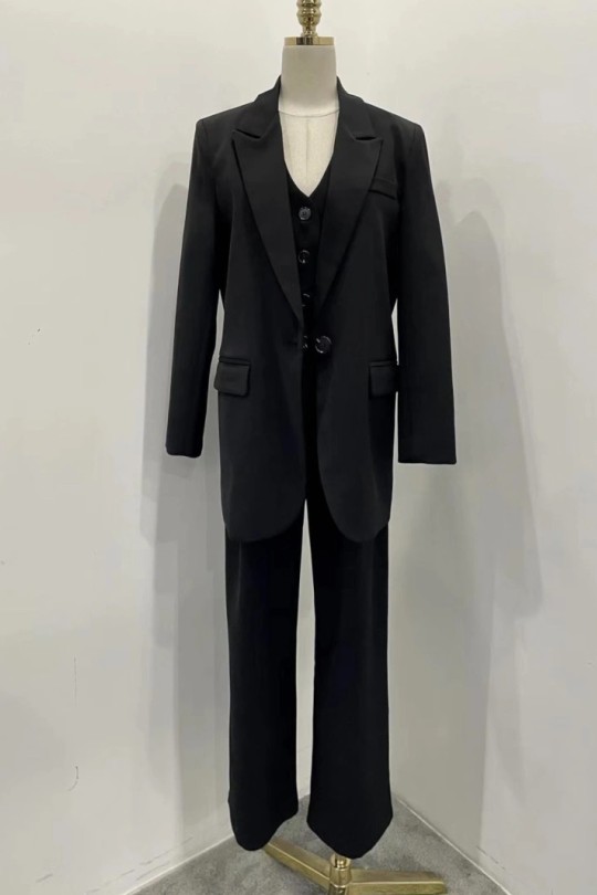 EC1632-NOIR