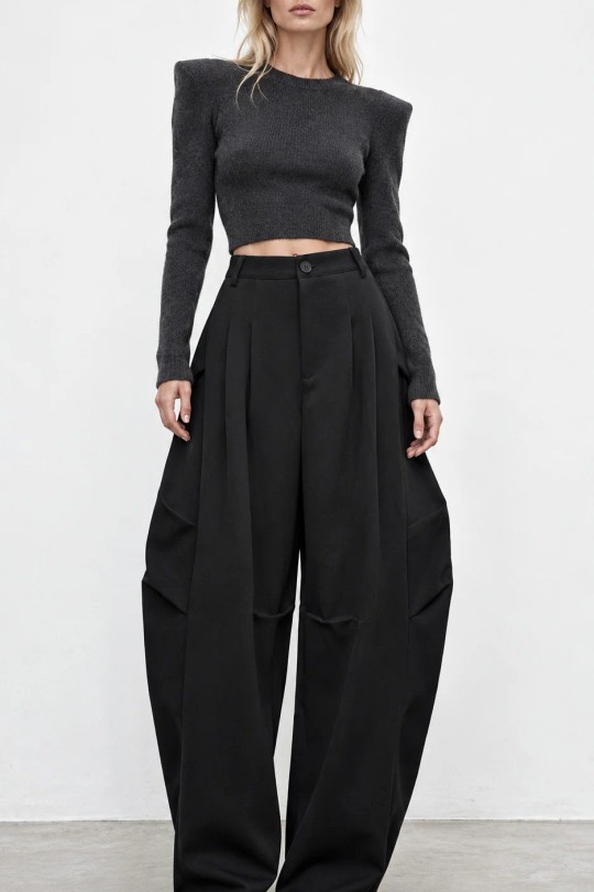 P12503-NOIR