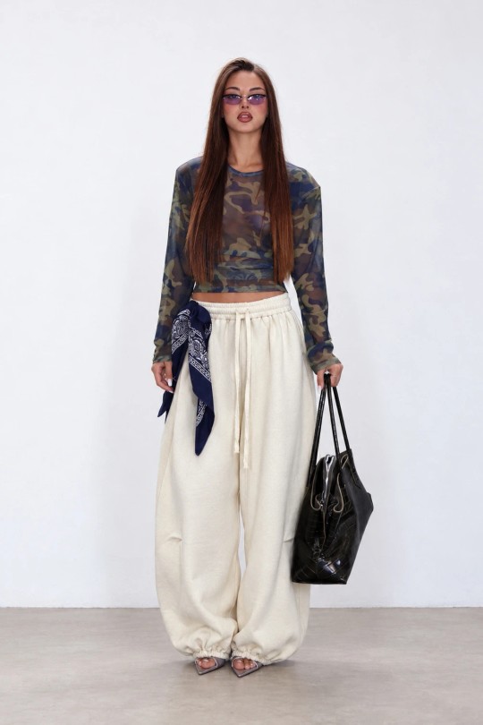 P16725-BEIGE