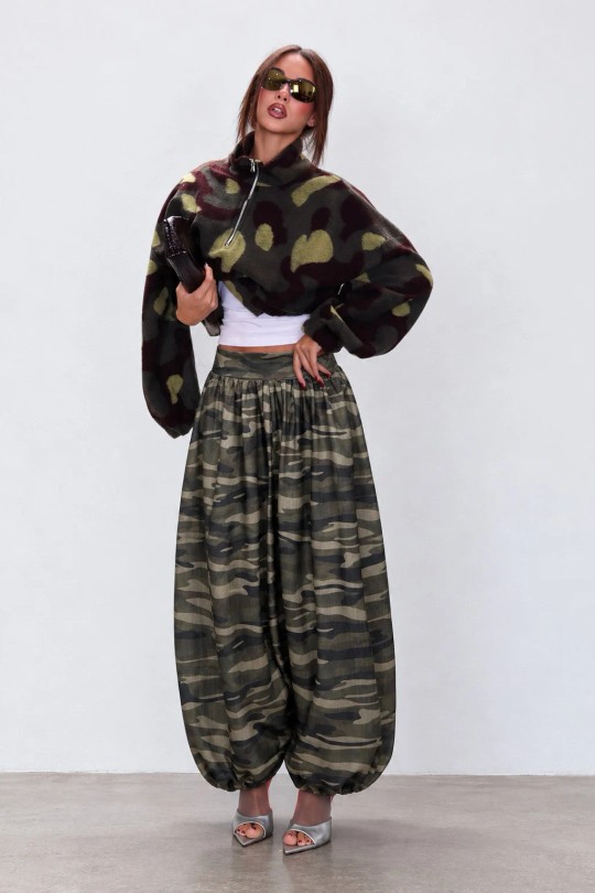P11890-CAMOUFLAGE