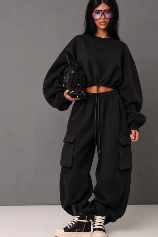 EC17163-NOIR