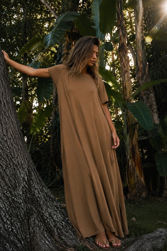 EL832706-CAMEL
