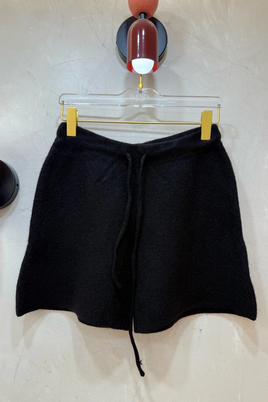 6132-NOIR