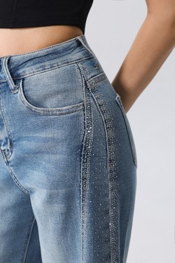 HM8621-JEAN