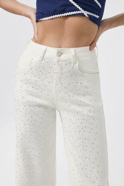 HM8652-1-BLANC