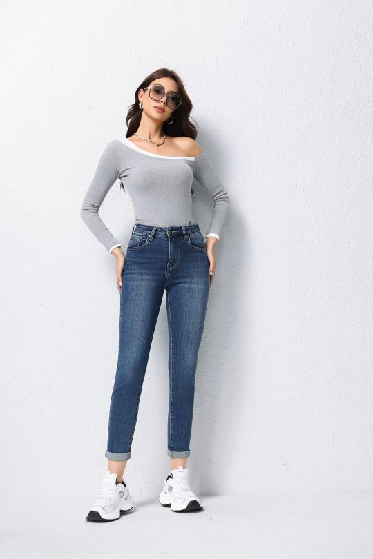 HM313- -JEAN