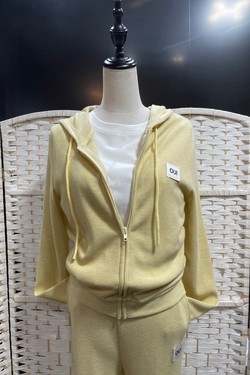 0858-JAUNE