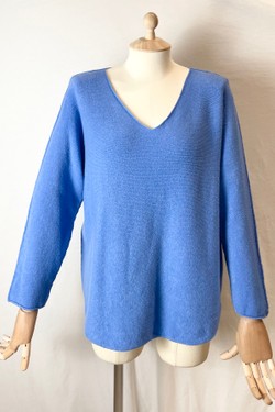 580 PETITE PULL-OVER V NECK-BEIGE