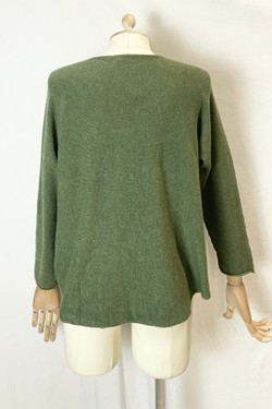 580 PETITE PULL-OVER V NECK-BEIGE
