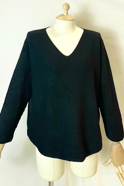 580 PETITE PULL-OVER V NECK-BEIGE