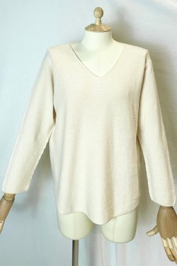 580 PETITE PULL-OVER V NECK-BEIGE