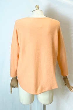 580 PETITE PULL-OVER V NECK-BEIGE