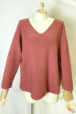 580 PETITE PULL-OVER V NECK-BEIGE