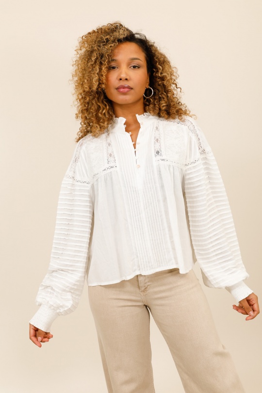 M011-BLANC
