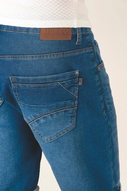 3704-BLEU