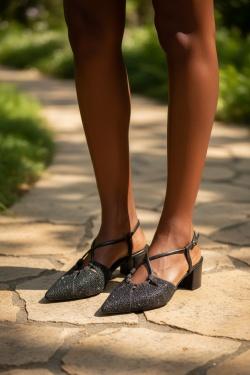 DM838-30 GRANDE POINTURE-NOIR