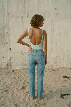 VD2219-VERT CLAIR