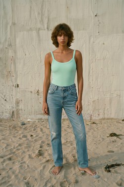 VD2219-VERT CLAIR