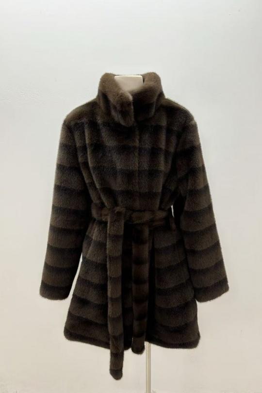 Y132-MARRON