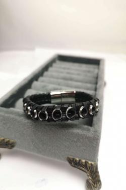 10-1499-NOIR