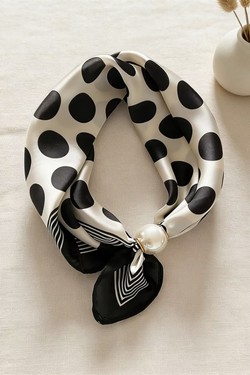 TS6601-BLANC À POIS NOIR