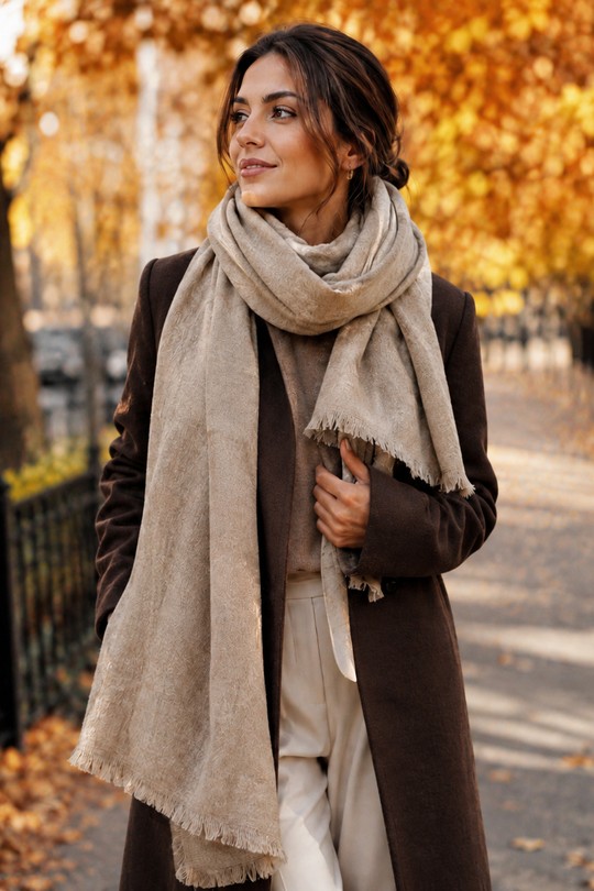 E91669-BEIGE