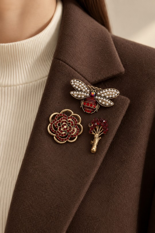BROCHE-0640111-BORDEAUX