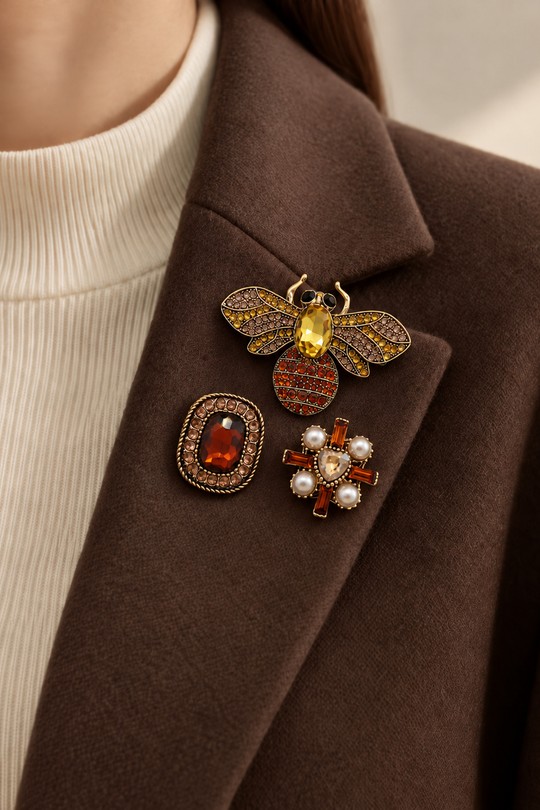 BROCHE-0640110-BRUN
