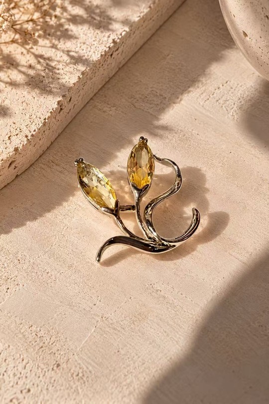 BROCHE0060496-3-JAUNE