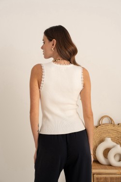 8221T-BEIGE