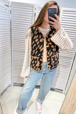 23751LEO-CAMEL
