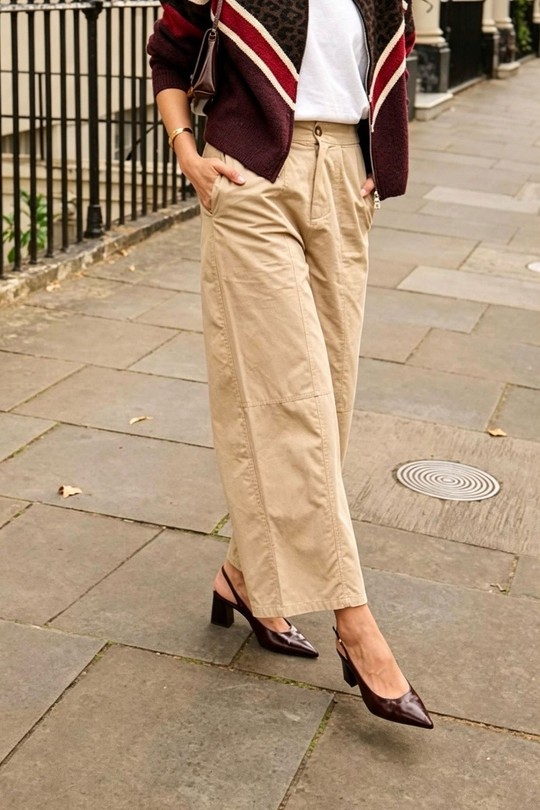 B9042-TAUPE