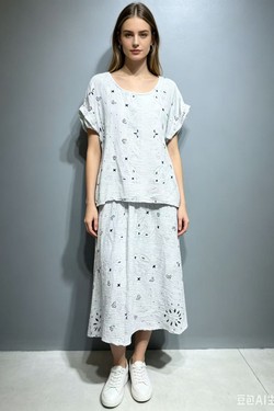 6136-BEIGE
