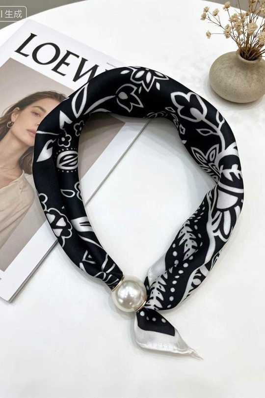 F264227-49-NOIR