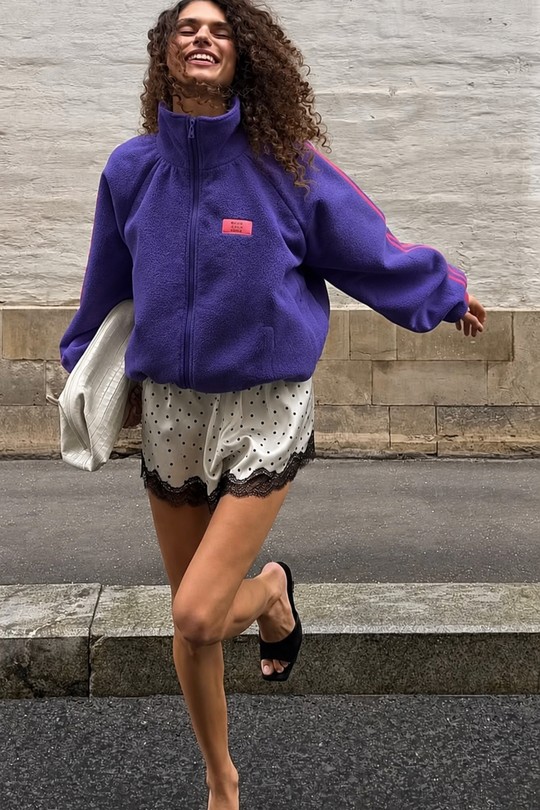 1497-VIOLET